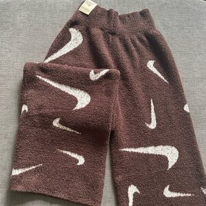 Nike Sportswear Phoenix Bouclé Wide Leg Pants Size: Small | Color: Brown | NWT